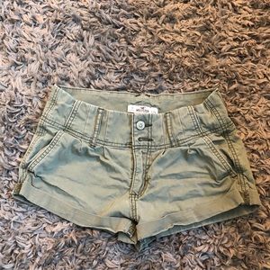 Hollister shorts size 0